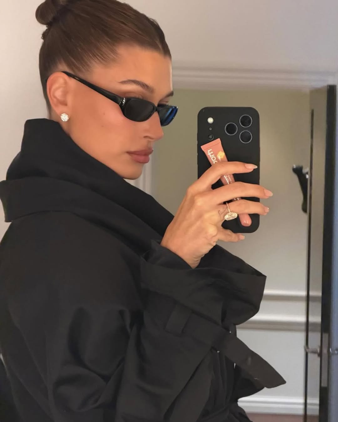 Rhode Case With Peptide Lip Tint