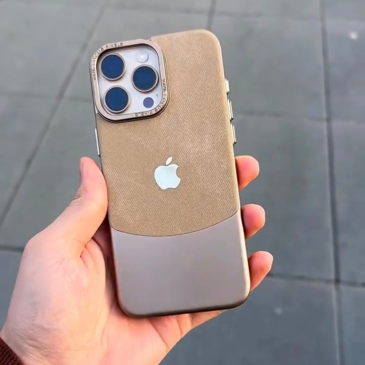 Two Tone Denim Case With Logo